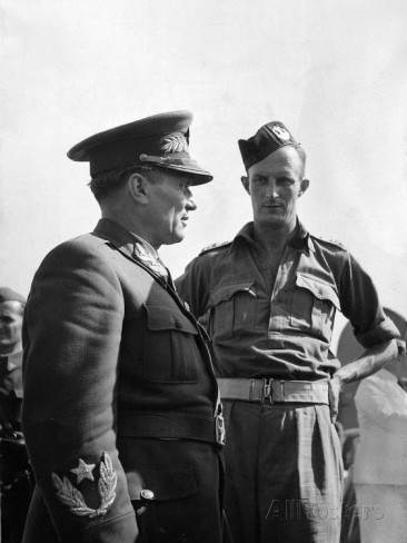 Yugoslav-leader-marsal-tito-talking-with-itzroy-maclean